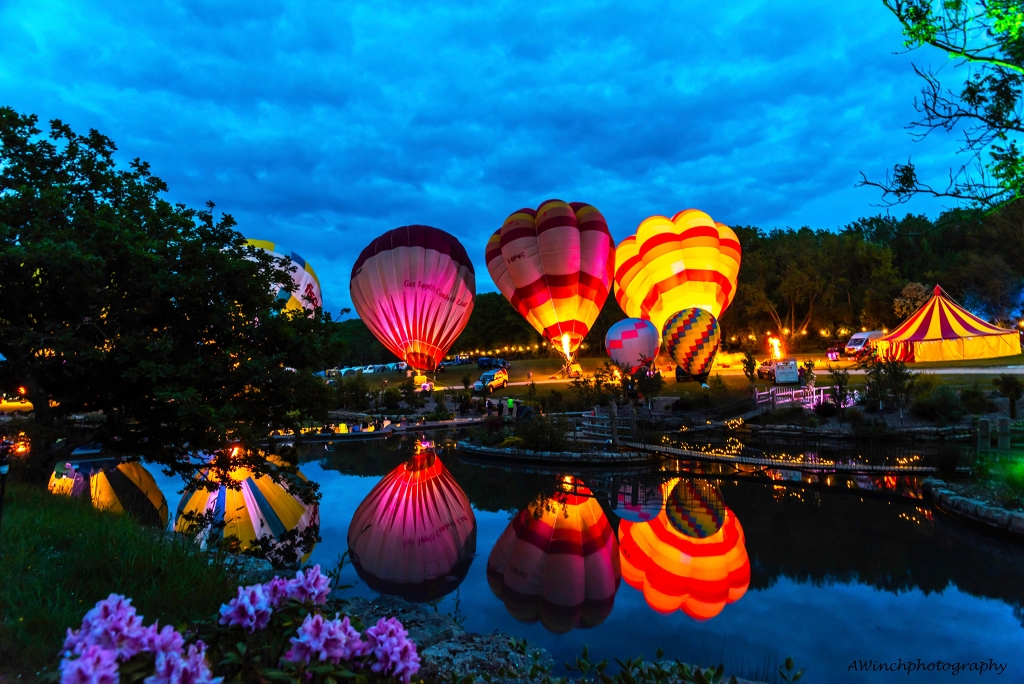 Isle of Wight Sky High Night Glow Hot Air Ballons Robin Hill